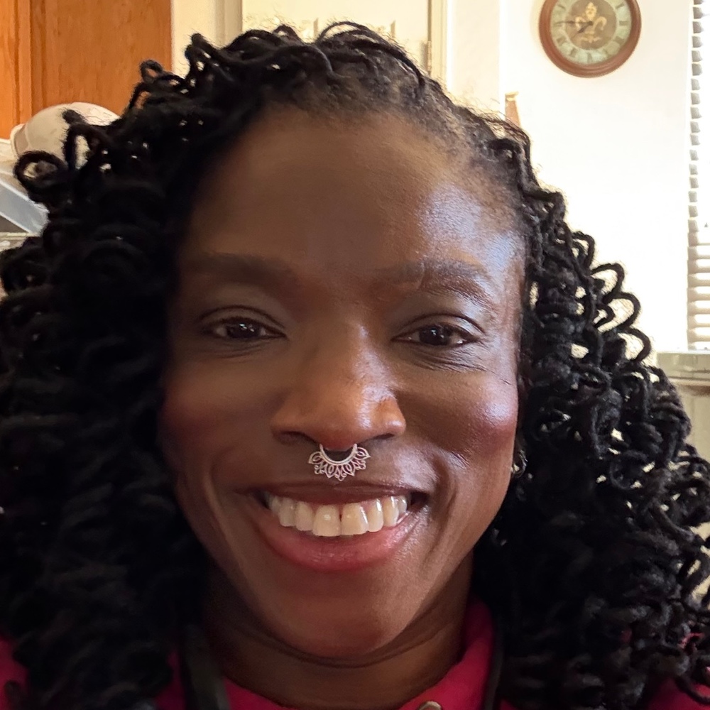 Meet your Posher, Marsha
